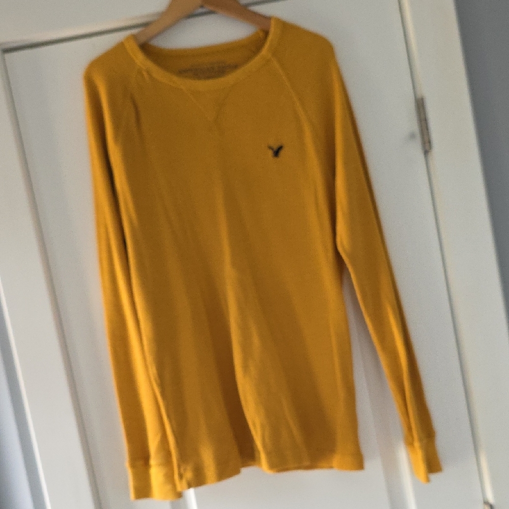 American Eagle Outfitters Mustard Crewneck Long Sleeve Wafgle Knit Tshirt!